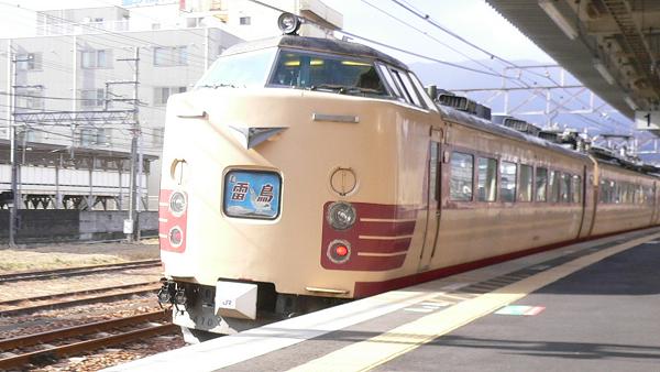 A10編成 クハ481−324
